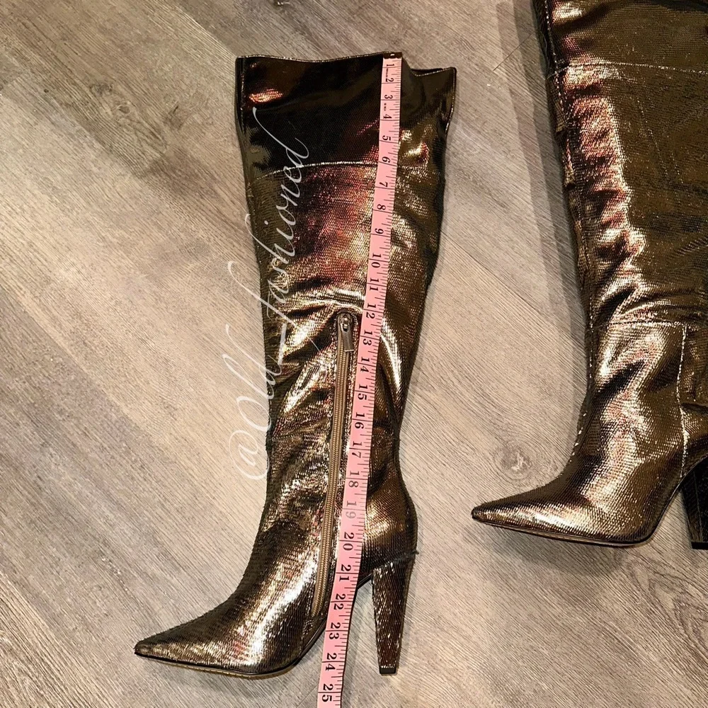 VINCE CAMUTO OTK Boots